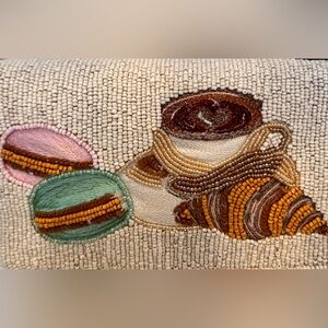 🥐🔥VIRAL🔥☕️ NWT TikTok Macaroon, Coffee &
Croissant Shoulder Bag